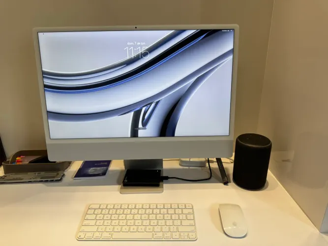 iMac 24? Apple M3 2023, 8GB RAM, SSD 256GB, Prateado