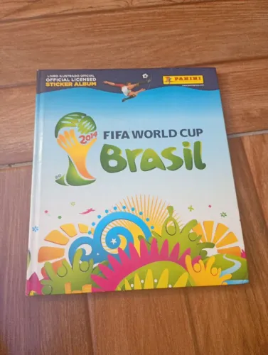 Álbum capa dura da copa do mundo 2014