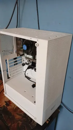 CPU CORE i5 10400 16gb ddr4 ssd 256gb fonte 500w aceito cartão
