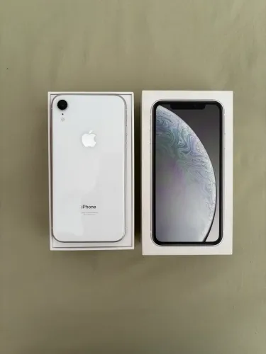 iPhone XR Branco 128GB