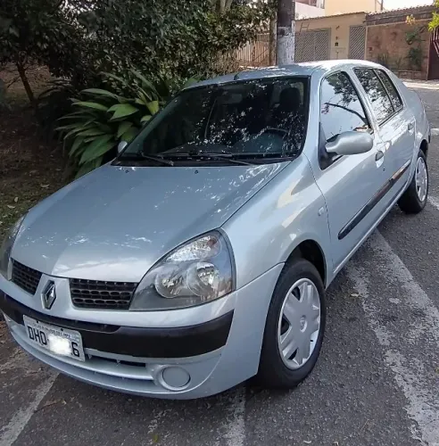Renault Clio Expression 1.0/1.0 Hi-power 16V 3P 2004