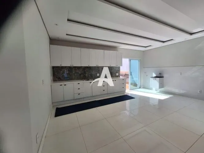 Casa para aluguel, 3 quartos, 1 suíte, 4 vagas, Daniel Fonseca - Uberlândia/MG