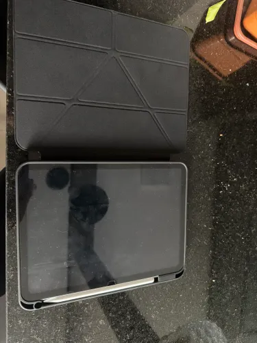 iPad 11