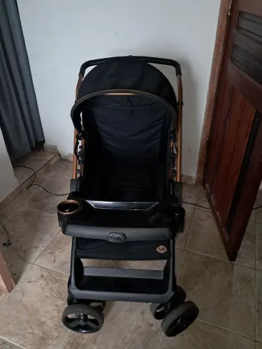 VENDO CARRINHO DE BEBÊ TUTTI BABY ? SUPERNOVO! ?