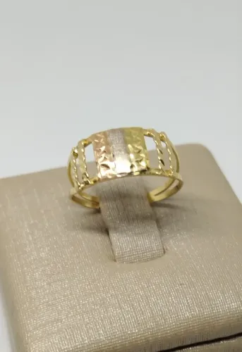 Anel Tres ouros 18k  aro 12,5 