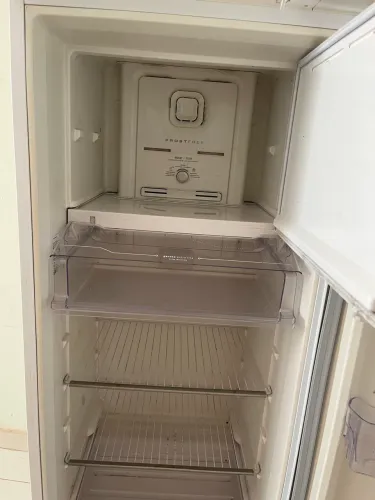 geladeira eletrolux simples