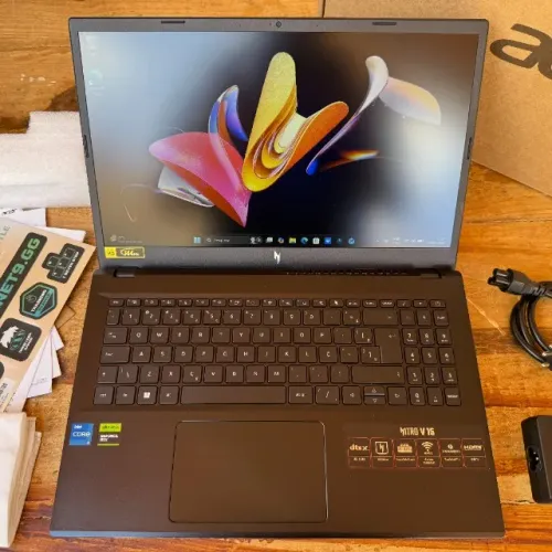 Notebook Gamer i5-13420H + RTX 4050 6Gb + 8Gb RAM DDR5 5200Mhz + Tela 144Hz (IMPECÁVEL)