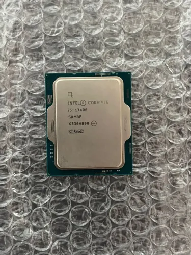 Processador Intel Core i5-13400, 10 núcleos e 16 threads, soquete LGA 1700, até 4,6 GHz.