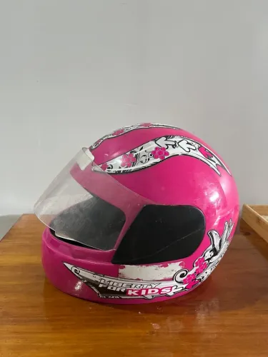 Capacete infantil
