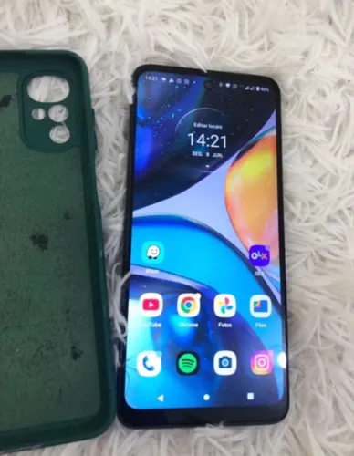 Moto G22
