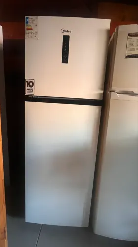 ? Geladeira Midea Frost Free 2 Portas - Apenas 2 Anos de Uso