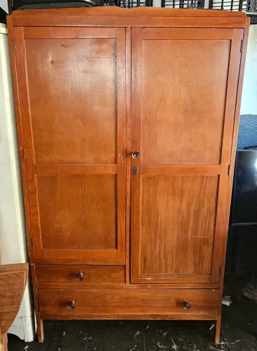 Guarda Roupa - Madeira Maciça