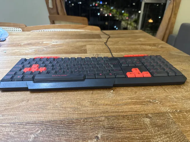 Trclado Multilaser TC242 Slim gamer