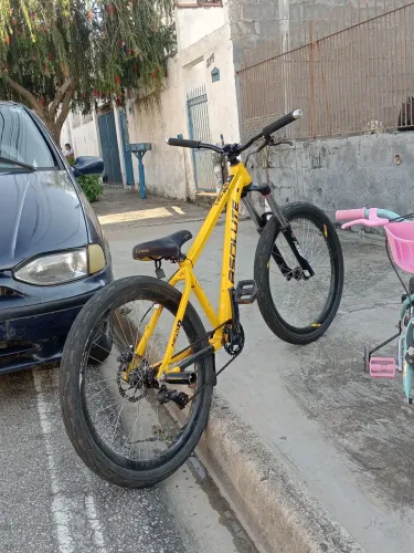Vem no quadro QRO outro baixo Loko tenho volta qualquer coisa