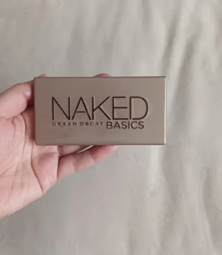 Paleta de sombras Naked Basics Urban Decay