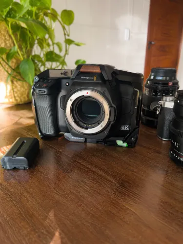 Câmera Blackmagic 6k G2