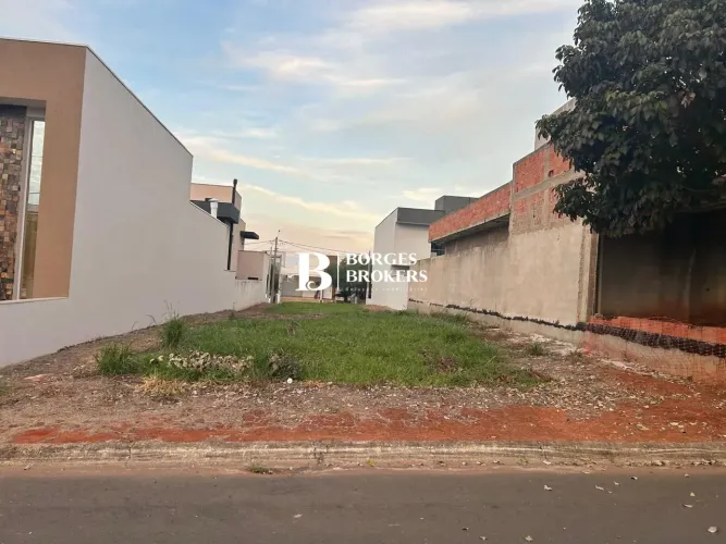 Lote à venda no Residencial Jardim Jatobá