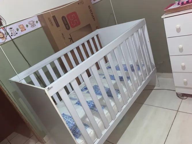 Vendo berço novo e colchão novo