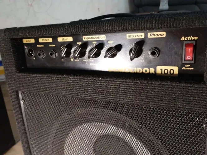 Amplificador e Caixa - 100W