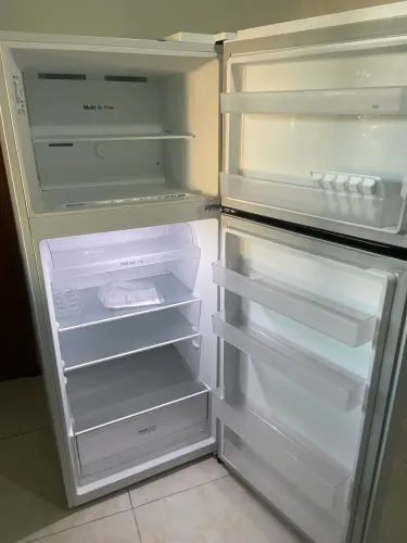 Geladeira 375L NUNCA USADA