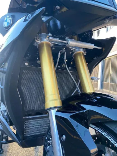 S1000 xr triplo black (raridade)
