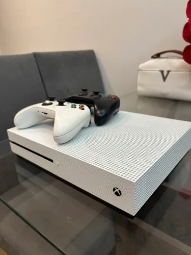 XBOX ONE S 780GB