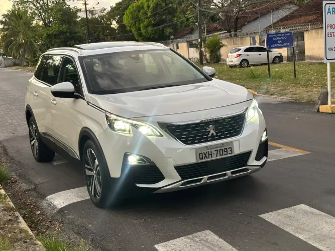 Peugeot 5008 Griffe 1.6 Turbo 16V 5P Aut. 2018