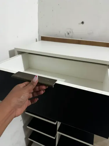 Sapateira com gaveta