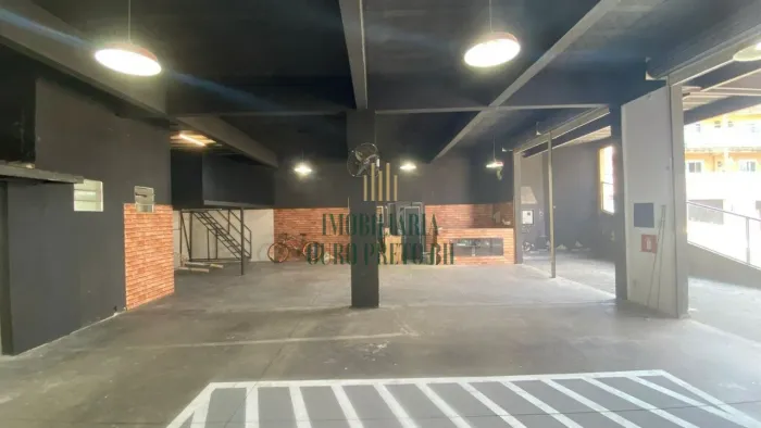 Ponto Comercial para Venda com 2 banheiros, no Bairro Coqueiros 180 m².