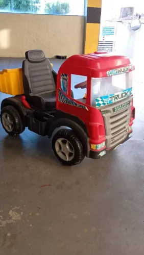 Carro para criança truck
