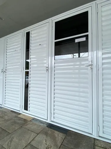 COMPRA CERTA - PORTAS DE ALUMÍNIO A PARTIR DE $559,00