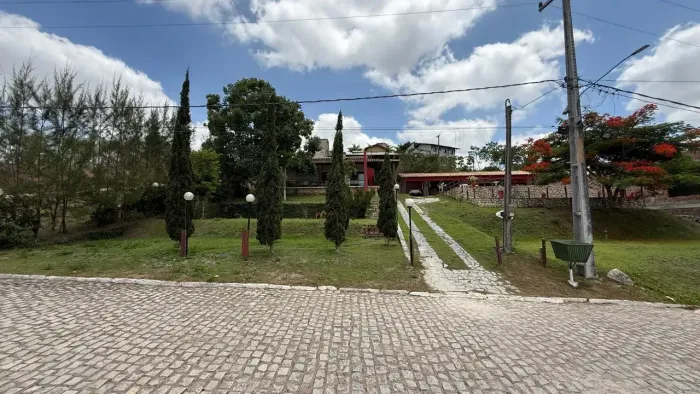 Imóvel para venda tem 320 metros quadrados com 5 quartos em Centro - Chã Grande - PE