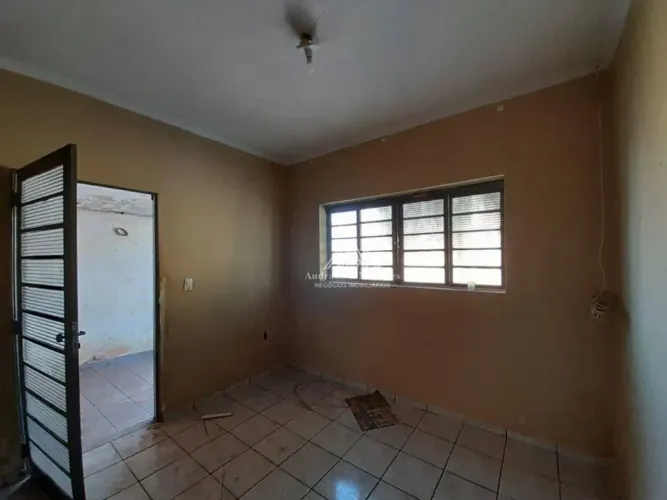 Casa com 3 dormitórios à venda, 151 m² por R$ 280.000,00 - Vila Virgínia - Ribeirão Preto/