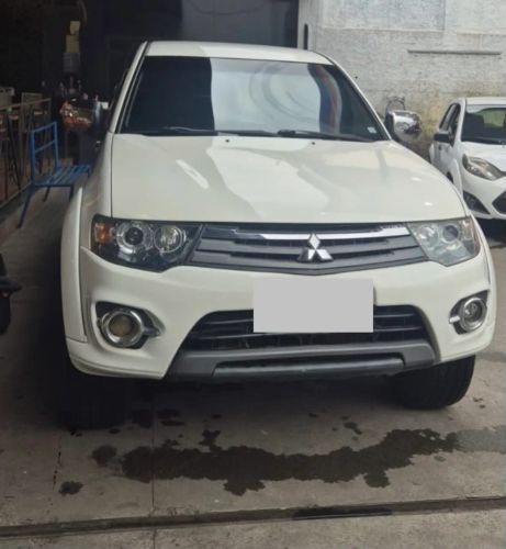 Imagem de Mitsubishi L200 Triton HPE 3.5 CD V6 24V Flex Aut. 2015