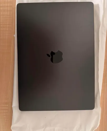 Macbook Pro14  M3 pro18gb 512