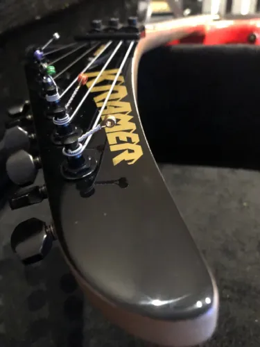 Guitarra Kramer Baretta