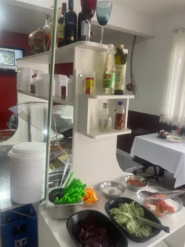Buffet 6 Cubas