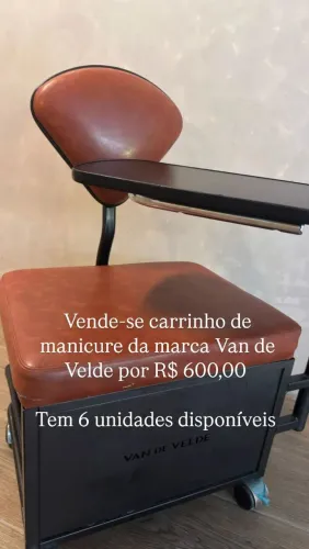Carrinho de manicure