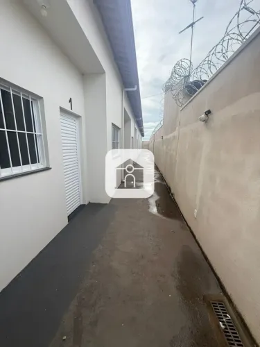 CASA EM COLONIA 02 QUARTOS PARA LOCAÇÃO BAIRRO MILLENIUM