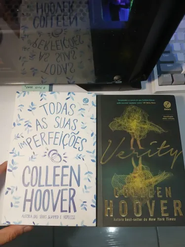 Livros da Collen Hover em BOM estado