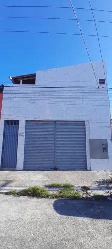 Galpão com 150m² no Bairro de Nazaré