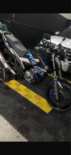 Fazer 250