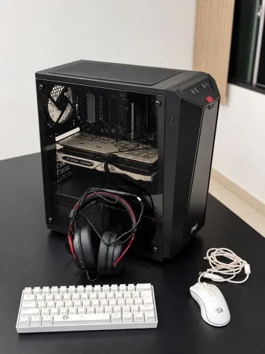 PC GAMER RYZEN + RX7600