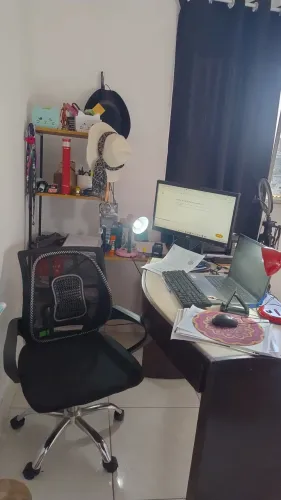 Mesa de café escritório com tampo de pedra 