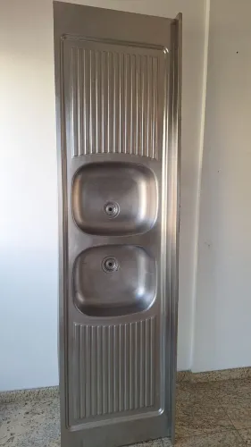 Bancada para cozinha em inox