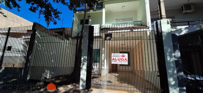 Sobrado para alugar no bairro Jardim Licce - Maringá/PR