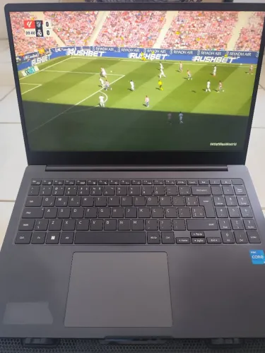 Samsung Galaxy Book 2 i5 (16GB RAM / 256 GB SSD)