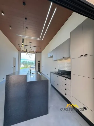 Casa térrea a venda no Condomínio Quinta do Engenho