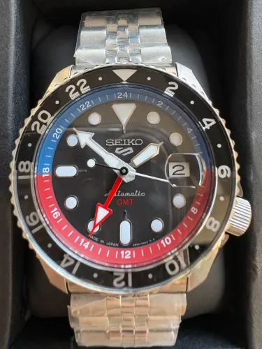 SEIKO 5 SPORTS GMT - NOVO | FULL SET | GARANTIA INTERNACIONAL