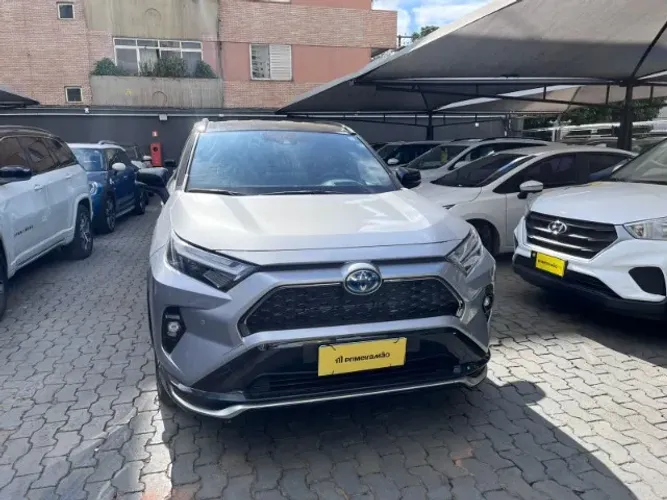 Toyota RAV4 2.5 XSE 4X4 Aut. (híbrido) 2024